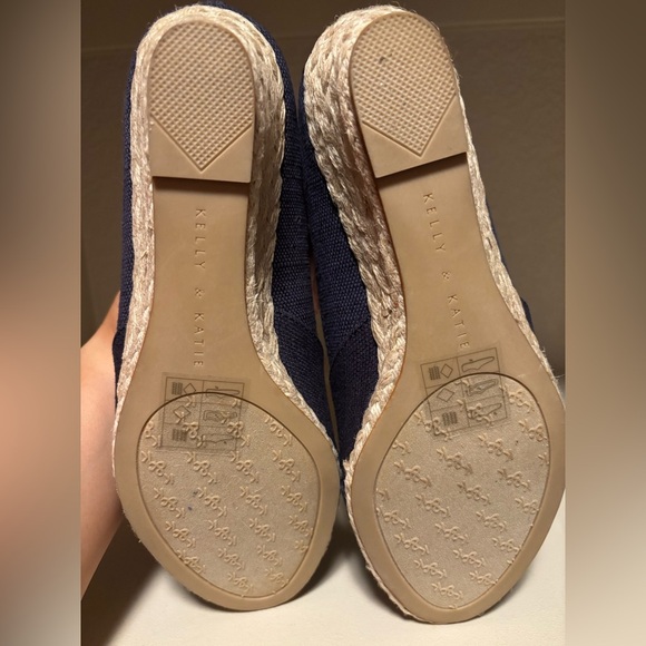 Kelly & Katie Navy Peep Toe Espadrille Flats Size 6.5 - Picture 6 of 7